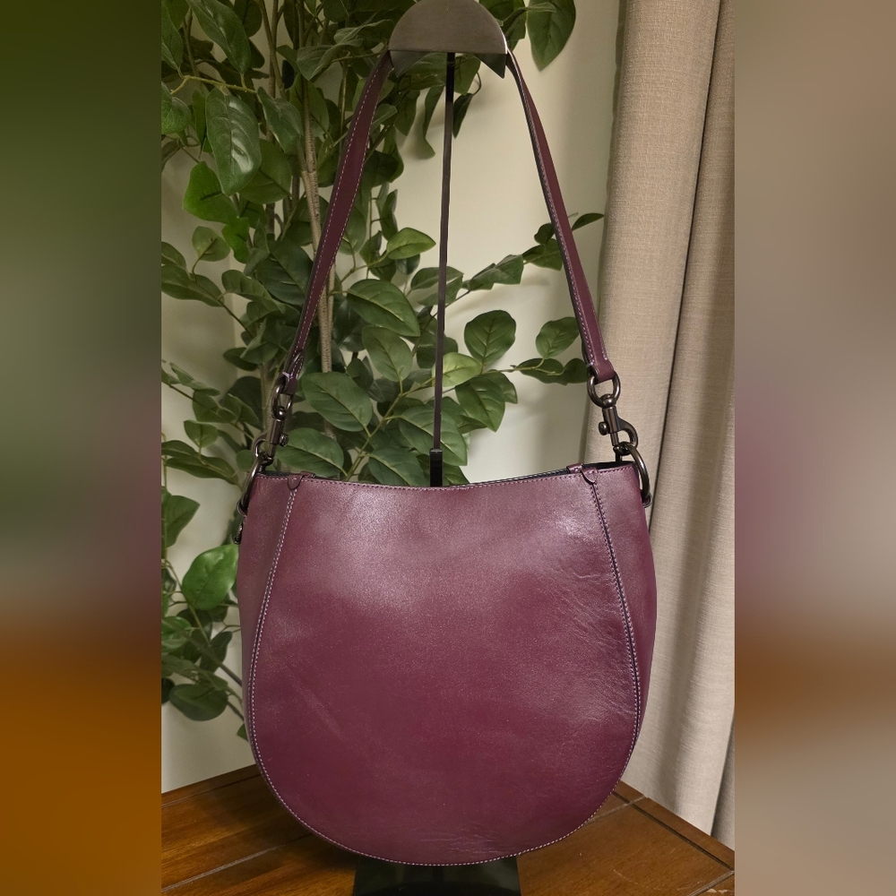 Coach Maddy Hobo Purple Glovetanned Leather with Removeable Pouch 88344